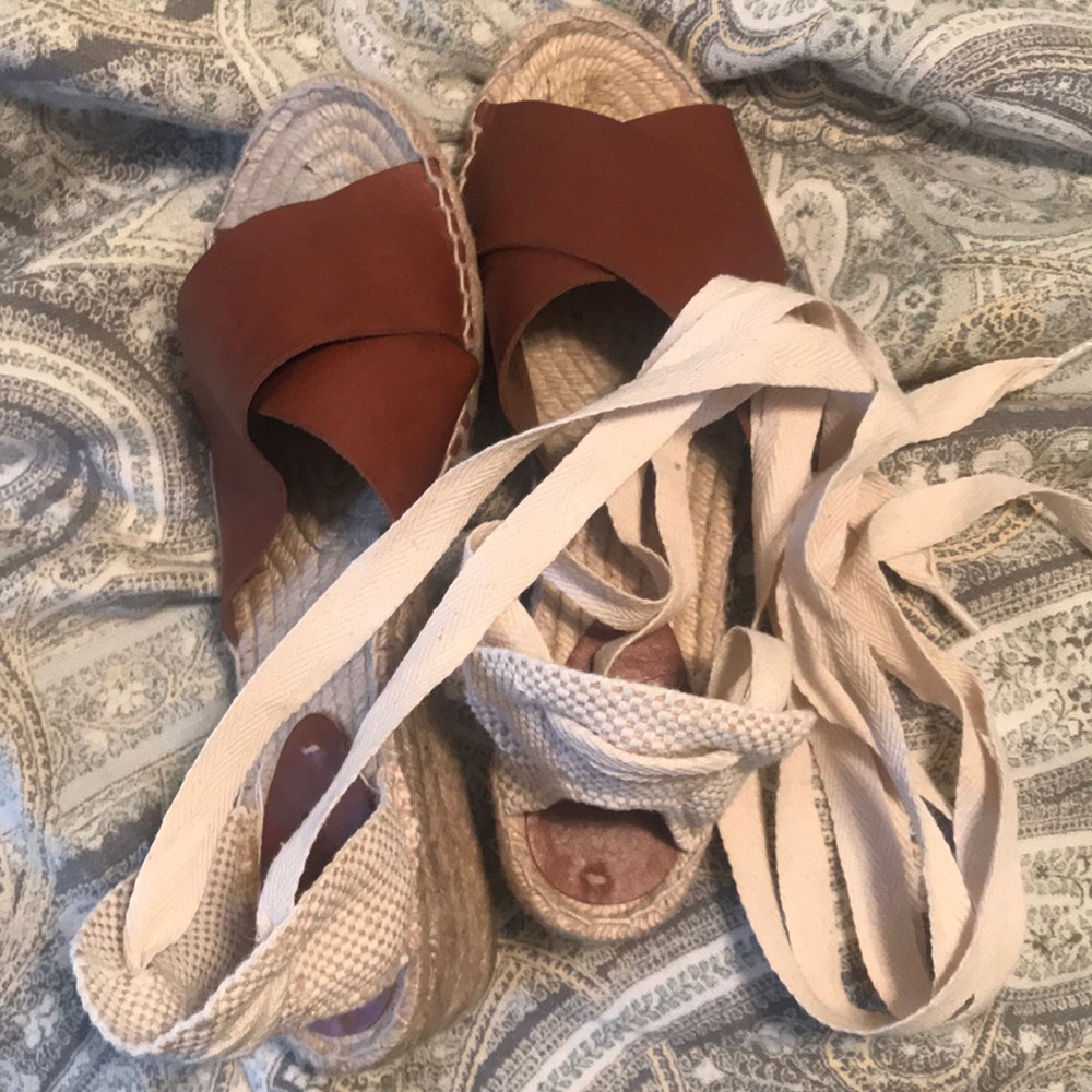 Soludos Wrap up wedge sandal